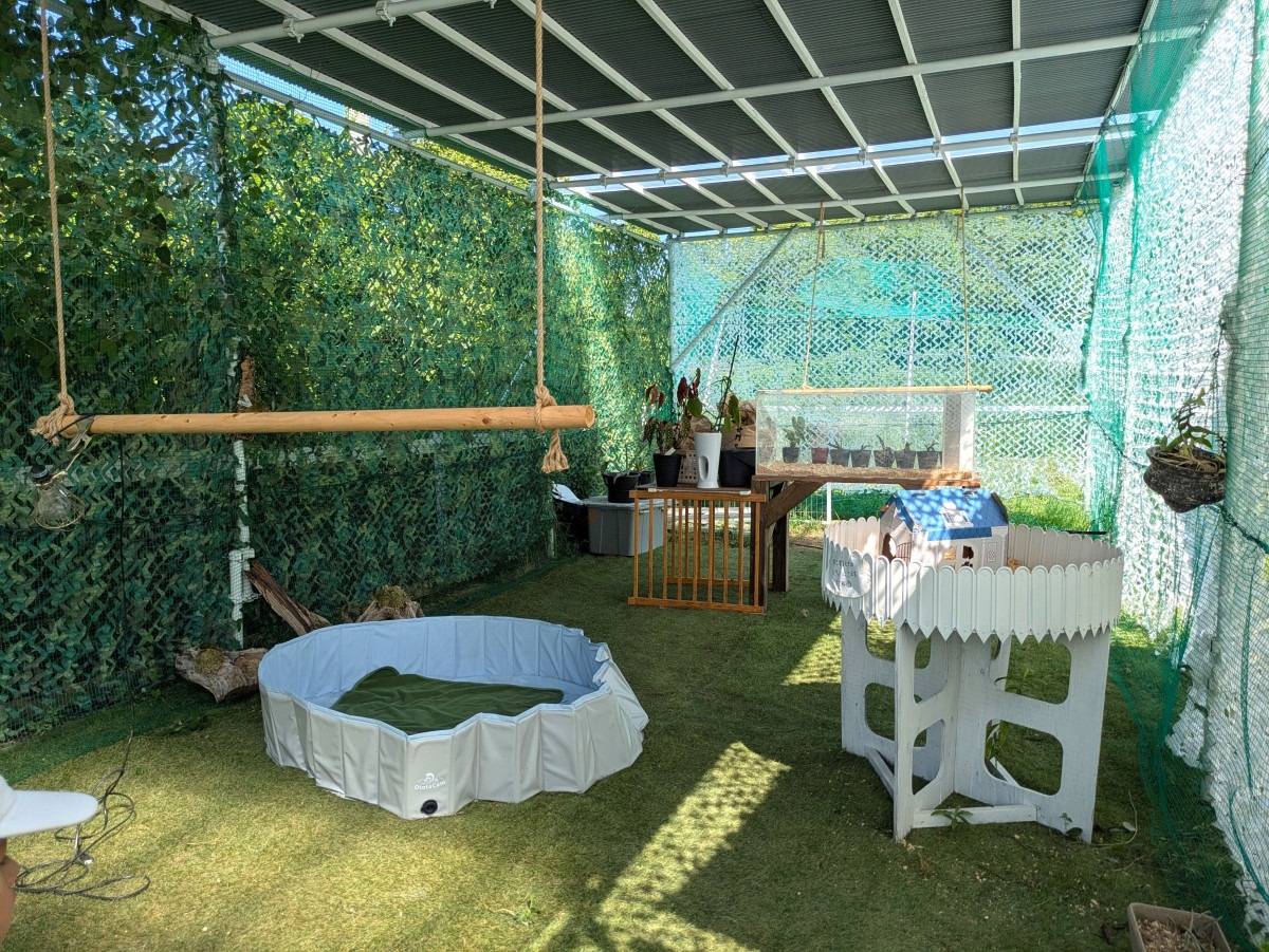 しまなみ海道伯方島観光スポットアニマルファームガーデン伯方の店内の写真